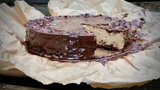 Tofurnik z gorzką czekoladą vegestyl