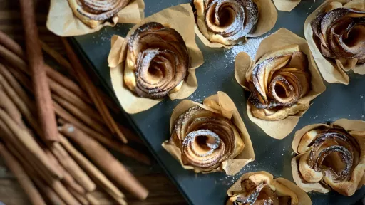 Jabłkowe r&oacute;życzki - vegestyl