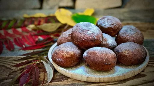 Pączki z nadzieniem śliwkowym vegestyl