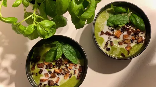 Krem ze szparag&oacute;w vegestyl