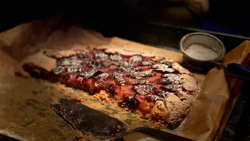 Rustykalna tarta ze śliwkami vegestyl