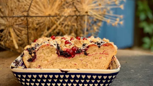 Drożdżówka z porzeczkami vegestyl