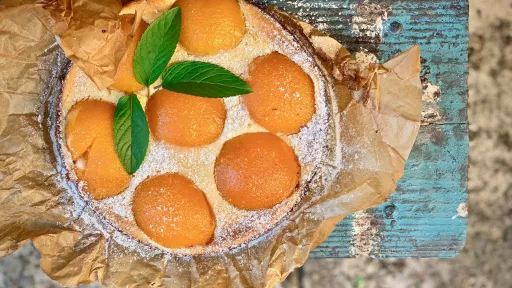 Kruche z brzoskwiniami vegestyl