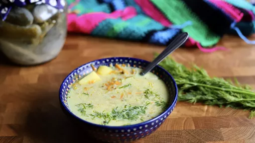 Zupa ogórkowa vegestyl
