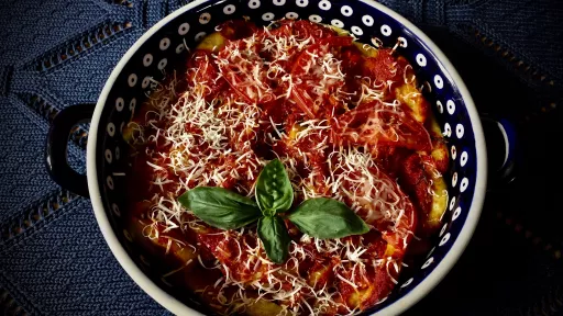 Zapiekane kluseczki w pomidorach vegestyl