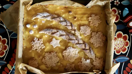 Wegańska szarlotka na kruchym cieście vegestyl