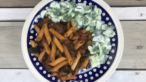 Makaron z bakłażanem vegestyl