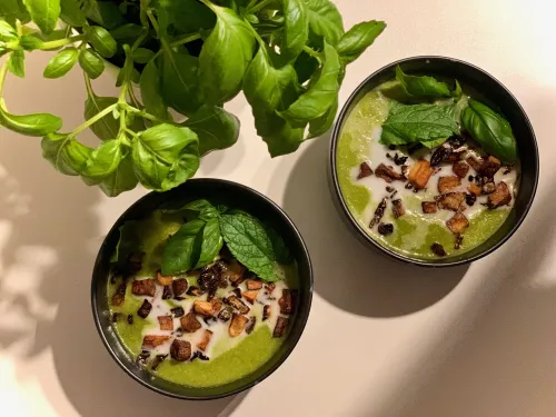 Krem ze szparag&oacute;w vegestyl