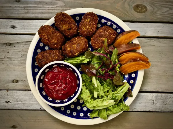 Obłędny falafel z batatami wspomnieniem Rumunii
