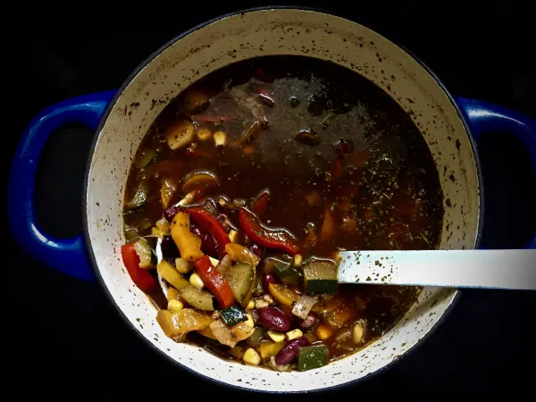 Wegańska zupa meksykańska vegestyl