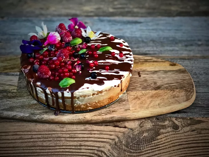 Torcik jabłkowo - kremowy