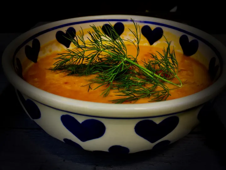 Gęsta zupa pomidorowa z ryżem vegestyl