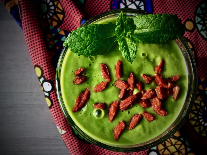 Zdrowy koktajl szpinakowy vegestyl